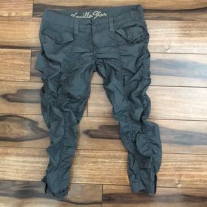 Vanilla Star Cinched Capris